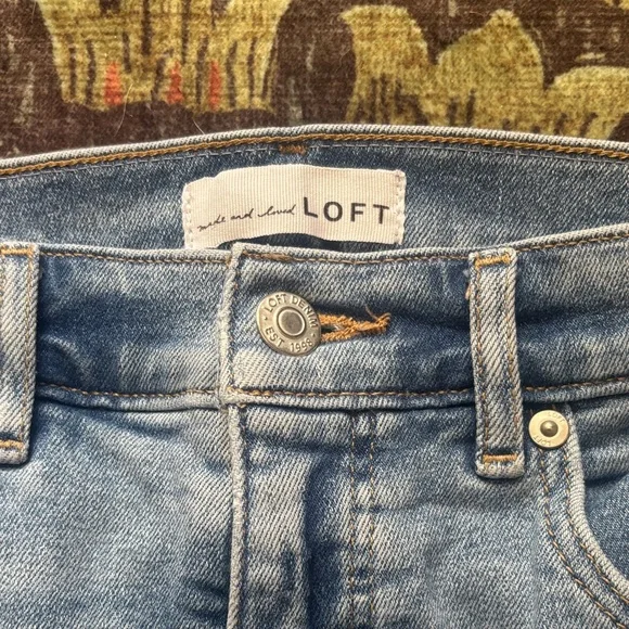 LOFT Light Blue Distressed Skinny Jeans Size 8 - Picture 2 of 9